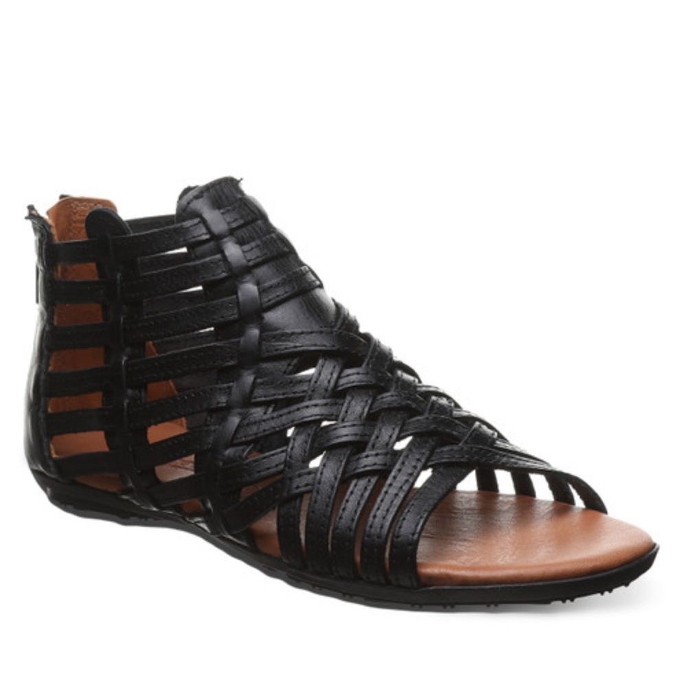 Huaraches Bearpaw  Women Juanita Black sandals Size 8